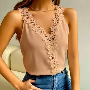 Guipure Lace V-neck Tank Top
